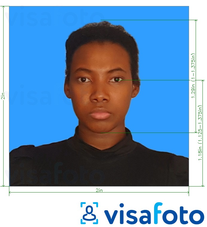 坦桑尼亚阿扎尼亚银行2x2英寸蓝色背景 的标准尺寸照片示例